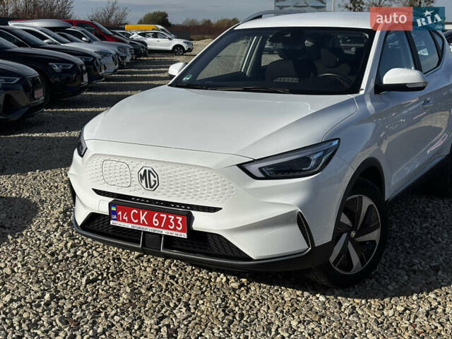 Белый МГ ZS EV, объемом двигателя 0 л и пробегом 46 тыс. км за 15999 $, фото 11 на Automoto.ua