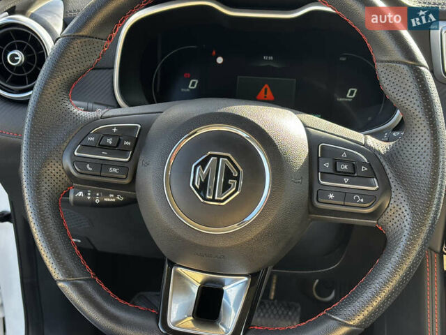 Белый МГ ZS EV, объемом двигателя 0 л и пробегом 46 тыс. км за 15999 $, фото 31 на Automoto.ua