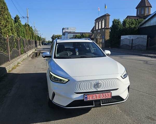 Білий МГ ZS EV, об'ємом двигуна 0 л та пробігом 45 тис. км за 19900 $, фото 3 на Automoto.ua