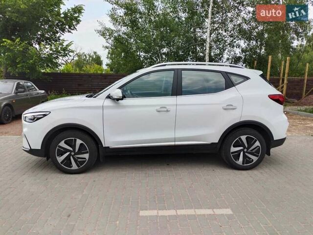 Белый МГ ZS EV, объемом двигателя 0 л и пробегом 35 тыс. км за 18400 $, фото 2 на Automoto.ua