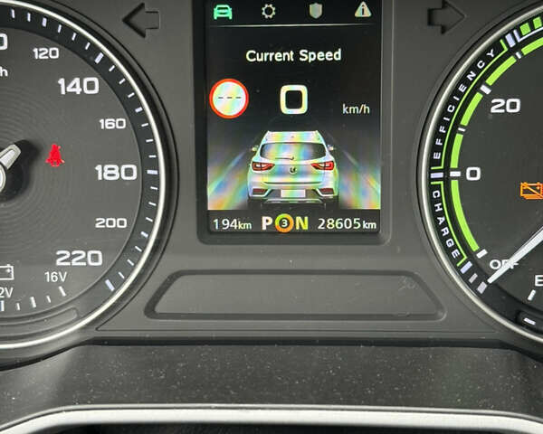 Чорний МГ ZS EV, об'ємом двигуна 0 л та пробігом 28 тис. км за 15000 $, фото 23 на Automoto.ua