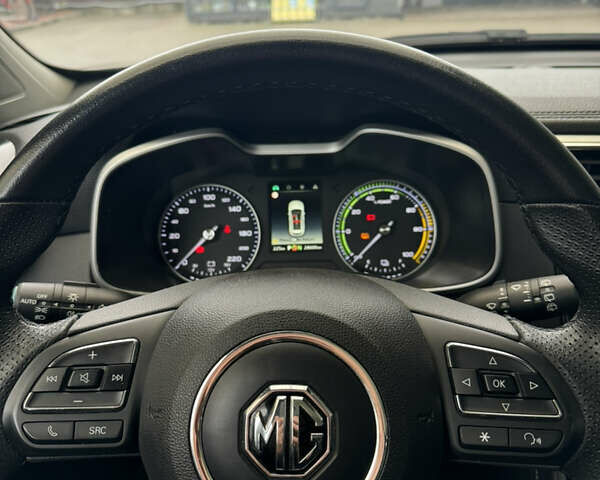 Чорний МГ ZS EV, об'ємом двигуна 0 л та пробігом 28 тис. км за 15000 $, фото 11 на Automoto.ua