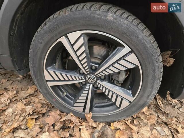 Чорний МГ ZS EV, об'ємом двигуна 0 л та пробігом 182 тис. км за 13200 $, фото 22 на Automoto.ua