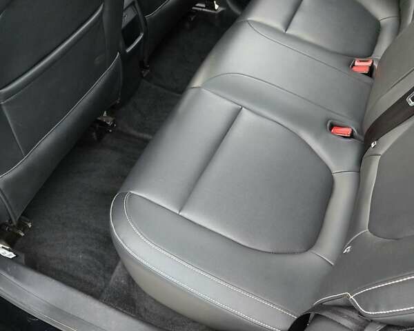 Чорний МГ ZS EV, об'ємом двигуна 0 л та пробігом 182 тис. км за 13200 $, фото 16 на Automoto.ua