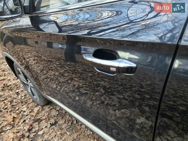 Чорний МГ ZS EV, об'ємом двигуна 0 л та пробігом 182 тис. км за 13200 $, фото 4 на Automoto.ua