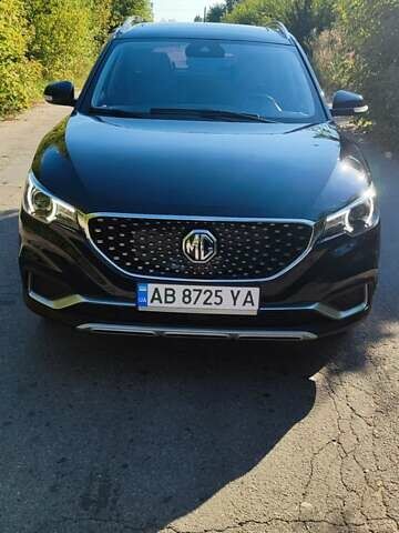 Черный МГ ZS EV, объемом двигателя 0 л и пробегом 41 тыс. км за 14000 $, фото 1 на Automoto.ua