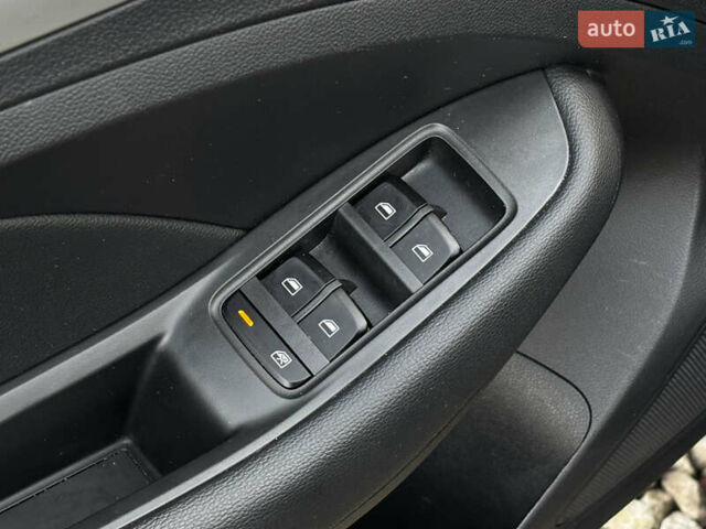 Черный МГ ZS EV, объемом двигателя 0 л и пробегом 73 тыс. км за 13900 $, фото 14 на Automoto.ua