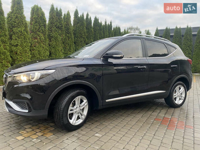 Черный МГ ZS EV, объемом двигателя 0 л и пробегом 53 тыс. км за 13700 $, фото 3 на Automoto.ua