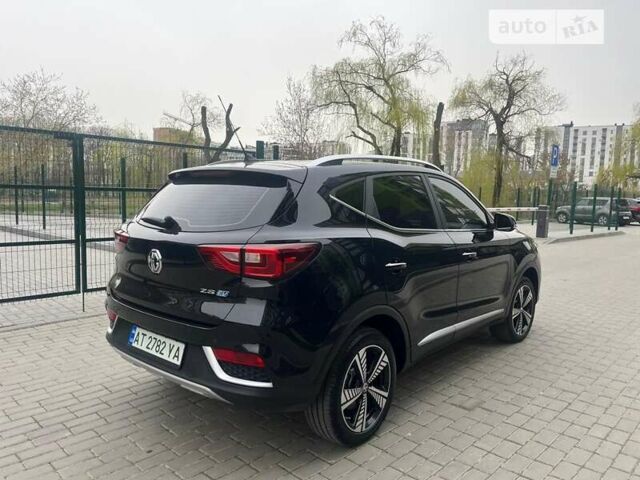 Черный МГ ZS EV, объемом двигателя 0 л и пробегом 48 тыс. км за 15800 $, фото 4 на Automoto.ua