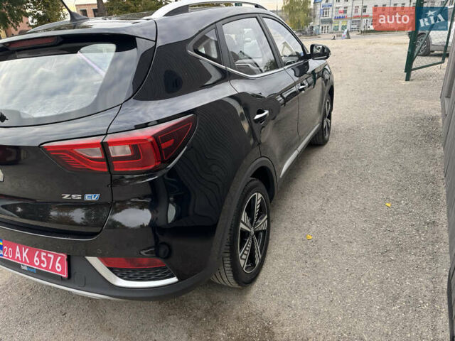 Черный МГ ZS EV, объемом двигателя 0 л и пробегом 98 тыс. км за 13500 $, фото 3 на Automoto.ua