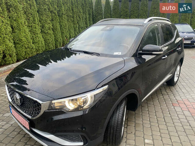 Черный МГ ZS EV, объемом двигателя 0 л и пробегом 53 тыс. км за 13700 $, фото 1 на Automoto.ua