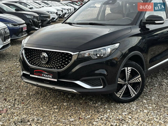 Черный МГ ZS EV, объемом двигателя 0 л и пробегом 73 тыс. км за 13900 $, фото 5 на Automoto.ua