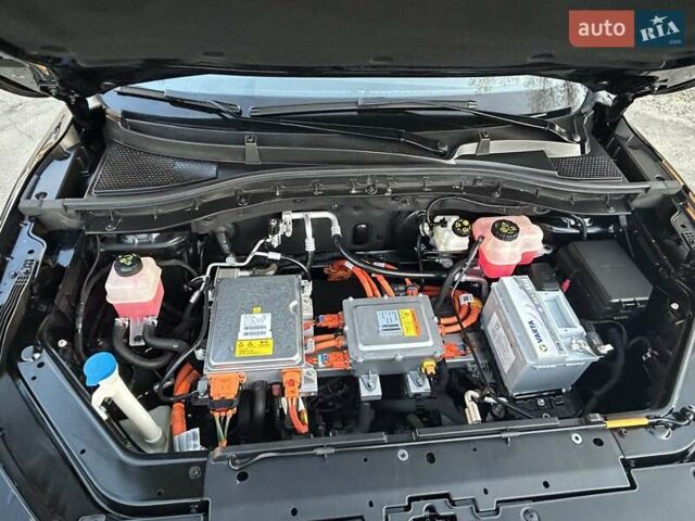 Чорний МГ ZS EV, об'ємом двигуна 0 л та пробігом 17 тис. км за 19550 $, фото 13 на Automoto.ua