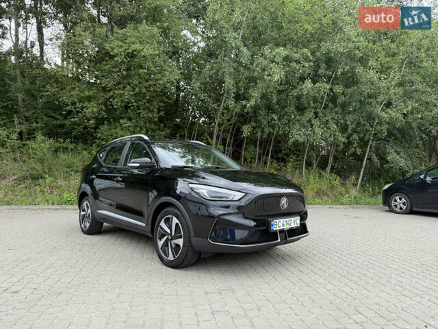 Чорний МГ ZS EV, об'ємом двигуна 0 л та пробігом 27 тис. км за 19500 $, фото 1 на Automoto.ua