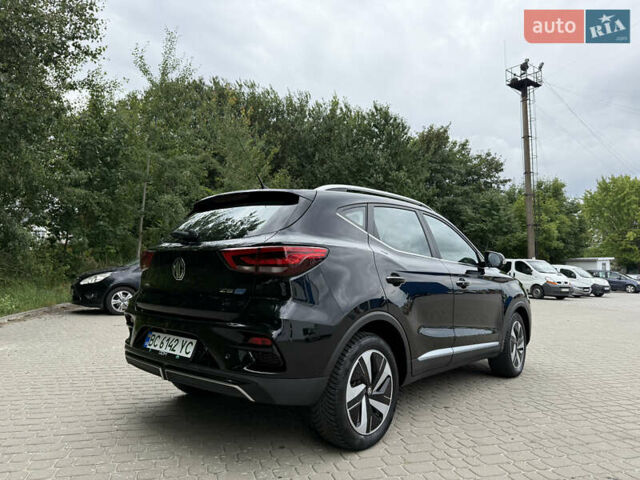 Чорний МГ ZS EV, об'ємом двигуна 0 л та пробігом 27 тис. км за 19500 $, фото 2 на Automoto.ua