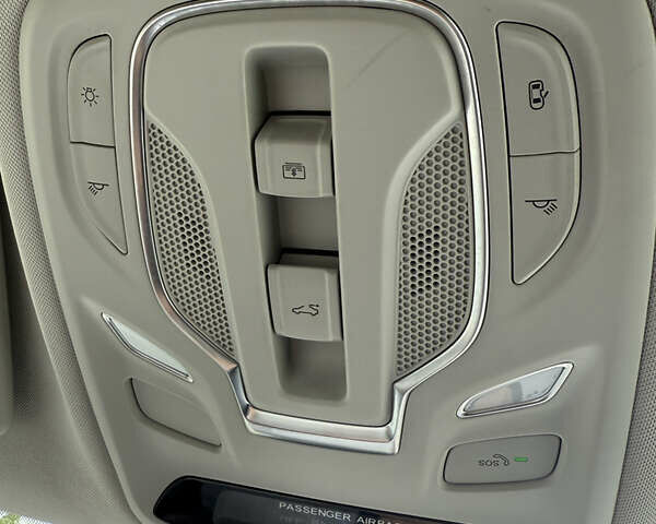 Чорний МГ ZS EV, об'ємом двигуна 0 л та пробігом 27 тис. км за 19500 $, фото 16 на Automoto.ua