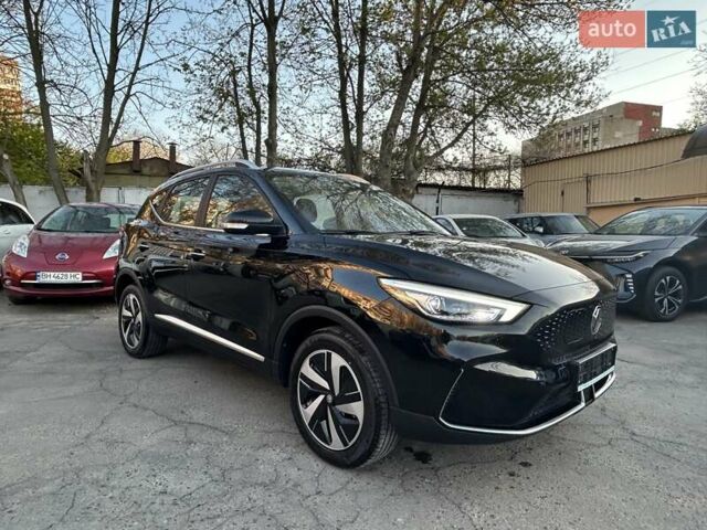 Чорний МГ ZS EV, об'ємом двигуна 0 л та пробігом 17 тис. км за 19550 $, фото 6 на Automoto.ua