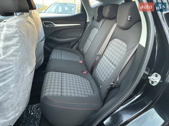 Чорний МГ ZS EV, об'ємом двигуна 0 л та пробігом 17 тис. км за 19550 $, фото 16 на Automoto.ua