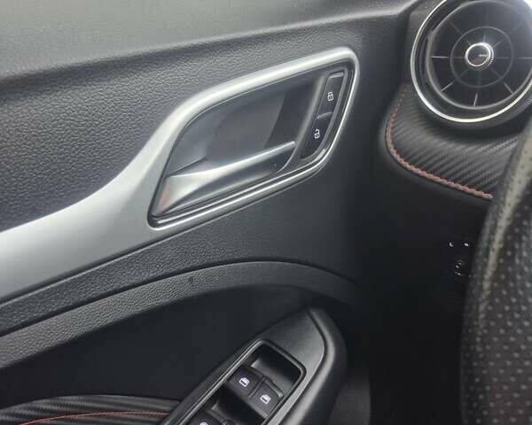 Чорний МГ ZS EV, об'ємом двигуна 0 л та пробігом 59 тис. км за 17499 $, фото 24 на Automoto.ua