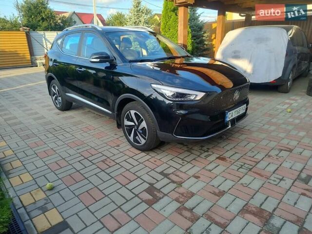 Чорний МГ ZS EV, об'ємом двигуна 0 л та пробігом 14 тис. км за 16400 $, фото 4 на Automoto.ua