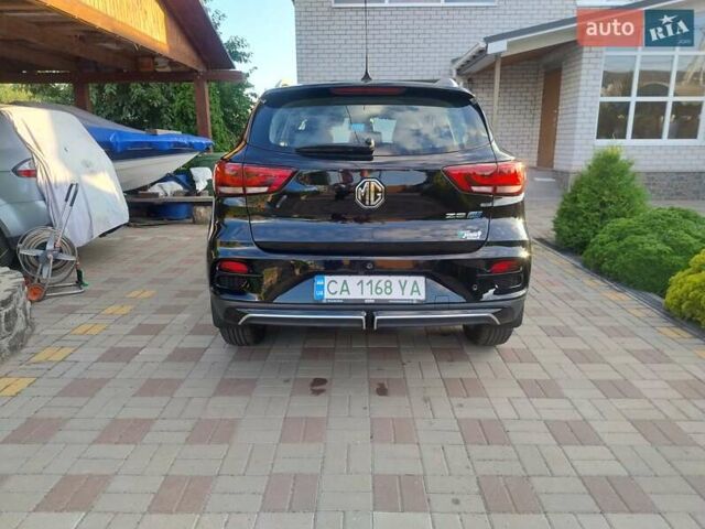 Чорний МГ ZS EV, об'ємом двигуна 0 л та пробігом 14 тис. км за 16400 $, фото 7 на Automoto.ua
