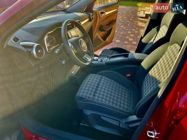 Красный МГ ZS EV, объемом двигателя 0 л и пробегом 16 тыс. км за 13900 $, фото 10 на Automoto.ua