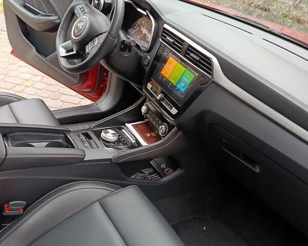 Красный МГ ZS EV, объемом двигателя 0 л и пробегом 46 тыс. км за 14900 $, фото 13 на Automoto.ua