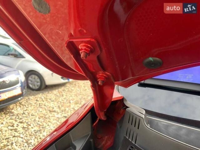 Красный МГ ZS EV, объемом двигателя 0 л и пробегом 77 тыс. км за 14299 $, фото 41 на Automoto.ua