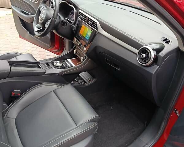 Красный МГ ZS EV, объемом двигателя 0 л и пробегом 46 тыс. км за 14900 $, фото 10 на Automoto.ua
