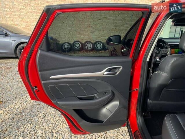 Красный МГ ZS EV, объемом двигателя 0 л и пробегом 77 тыс. км за 14299 $, фото 27 на Automoto.ua