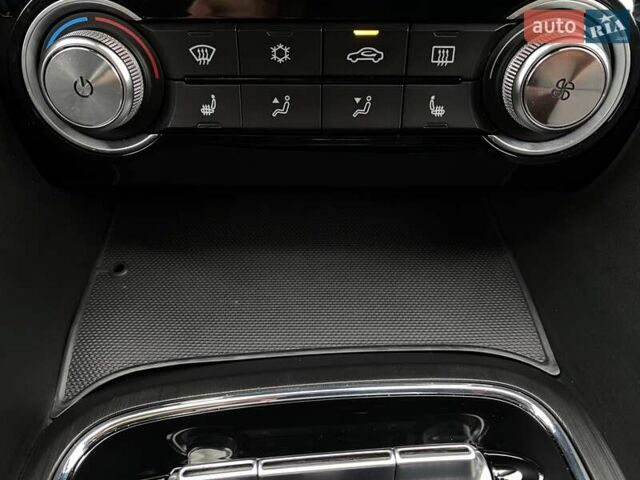 Красный МГ ZS EV, объемом двигателя 0 л и пробегом 76 тыс. км за 14500 $, фото 5 на Automoto.ua