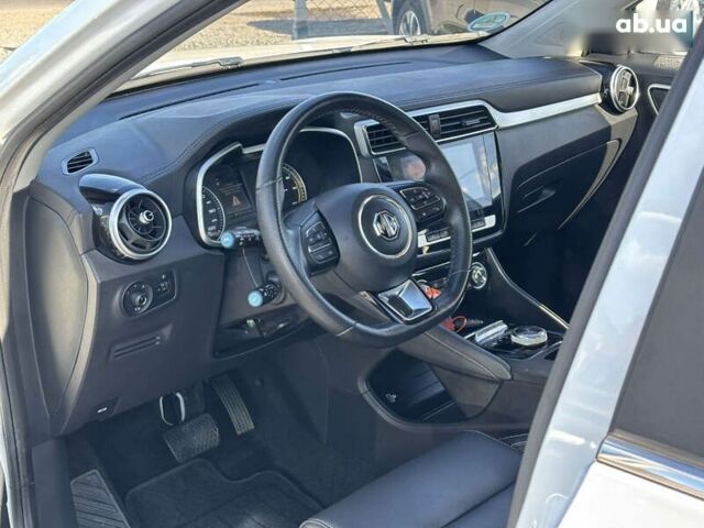 МГ ZS EV, об'ємом двигуна 0 л та пробігом 62 тис. км за 13850 $, фото 4 на Automoto.ua