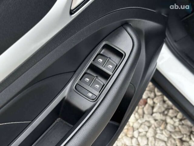 МГ ZS EV, объемом двигателя 0 л и пробегом 36 тыс. км за 14450 $, фото 25 на Automoto.ua