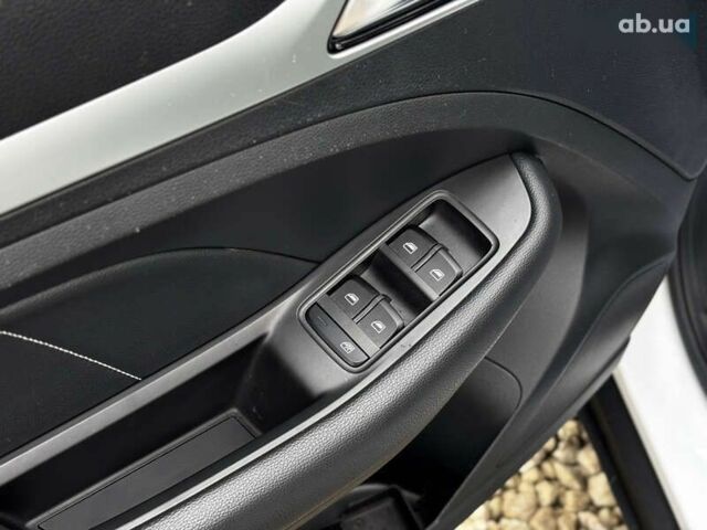 МГ ZS EV, объемом двигателя 0 л и пробегом 42 тыс. км за 14450 $, фото 9 на Automoto.ua