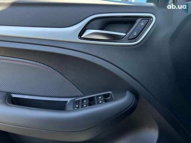 МГ ZS EV, объемом двигателя 0 л и пробегом 83 тыс. км за 16900 $, фото 2 на Automoto.ua