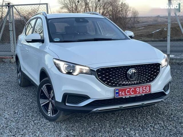 МГ ZS EV, объемом двигателя 0 л и пробегом 55 тыс. км за 12500 $, фото 4 на Automoto.ua