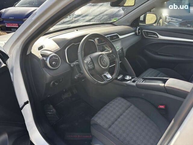 МГ ZS EV, объемом двигателя 0 л и пробегом 46 тыс. км за 15999 $, фото 28 на Automoto.ua