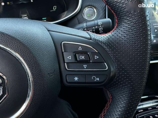 МГ ZS EV, об'ємом двигуна 0 л та пробігом 63 тис. км за 16800 $, фото 9 на Automoto.ua