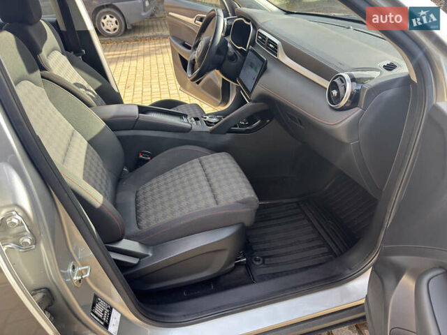 Серый МГ ZS EV, объемом двигателя 0 л и пробегом 28 тыс. км за 17900 $, фото 14 на Automoto.ua