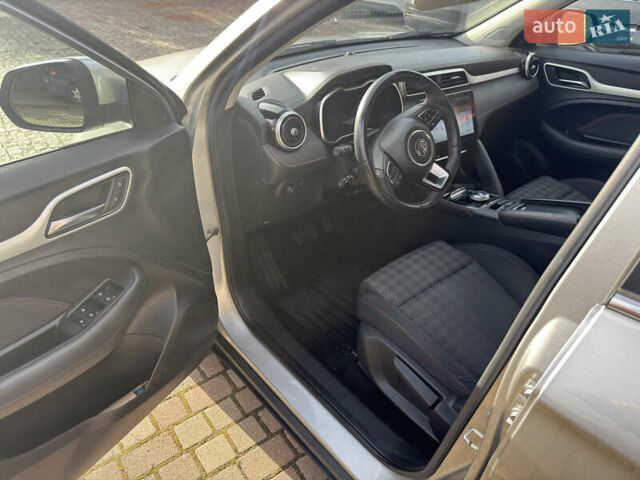 Серый МГ ZS EV, объемом двигателя 0 л и пробегом 28 тыс. км за 17900 $, фото 10 на Automoto.ua