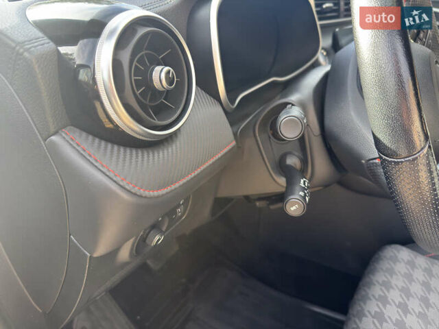 Серый МГ ZS EV, объемом двигателя 0 л и пробегом 28 тыс. км за 17900 $, фото 9 на Automoto.ua