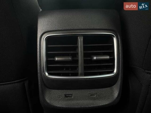 Серый МГ ZS EV, объемом двигателя 0 л и пробегом 63 тыс. км за 16800 $, фото 43 на Automoto.ua