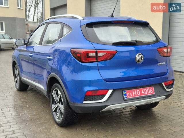 Синий МГ ZS EV, объемом двигателя 0 л и пробегом 127 тыс. км за 11900 $, фото 5 на Automoto.ua