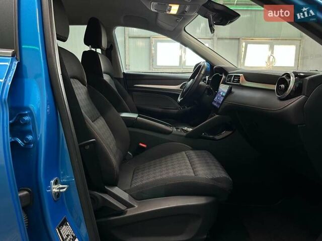 Синій МГ ZS EV, об'ємом двигуна 0 л та пробігом 64 тис. км за 16900 $, фото 61 на Automoto.ua