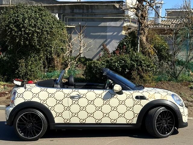 Білий Міні Cabrio, об'ємом двигуна 1.6 л та пробігом 120 тис. км за 10000 $, фото 10 на Automoto.ua