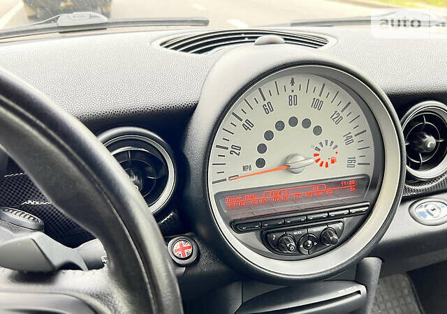 Чорний Міні Cabrio, об'ємом двигуна 1.6 л та пробігом 110 тис. км за 9000 $, фото 34 на Automoto.ua
