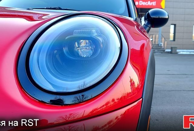 Червоний Міні Cabrio, об'ємом двигуна 2 л та пробігом 32 тис. км за 13300 $, фото 6 на Automoto.ua