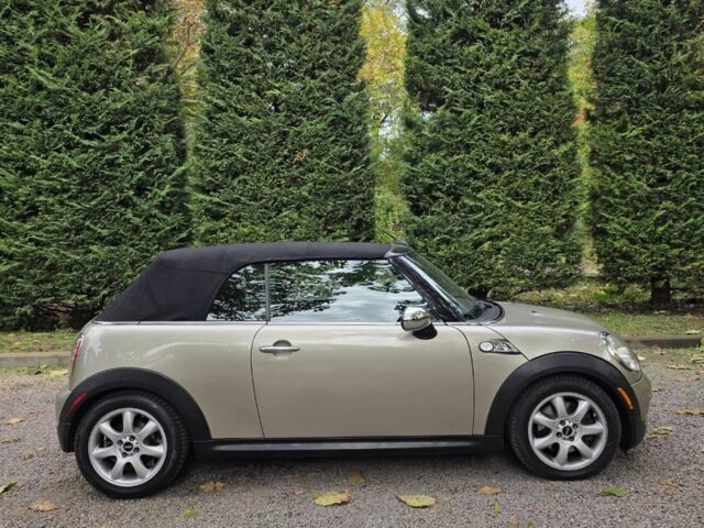 Сірий Міні Cabrio, об'ємом двигуна 1.6 л та пробігом 180 тис. км за 6500 $, фото 7 на Automoto.ua