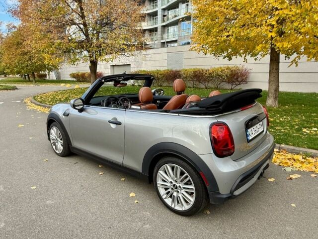 Сірий Міні Cabrio, об'ємом двигуна 2 л та пробігом 14 тис. км за 29900 $, фото 4 на Automoto.ua