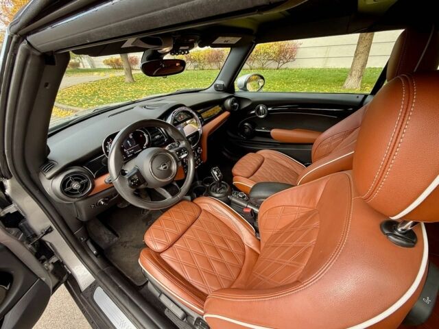 Сірий Міні Cabrio, об'ємом двигуна 2 л та пробігом 14 тис. км за 29900 $, фото 21 на Automoto.ua